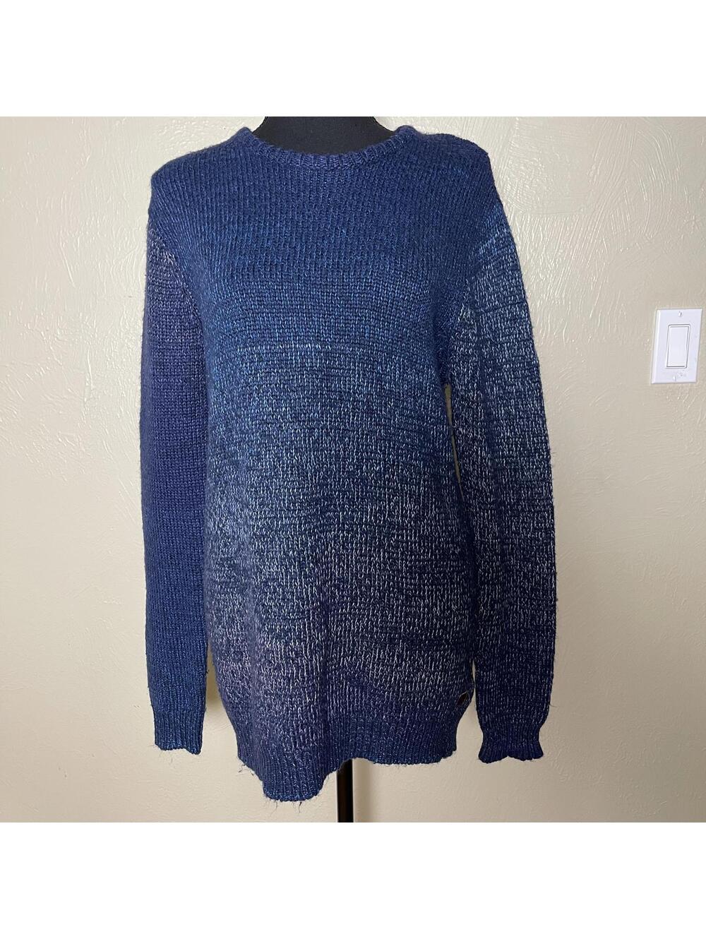 Globe United By Fate Cozy Knit Sweater Small Gorpcore Basics Gradient